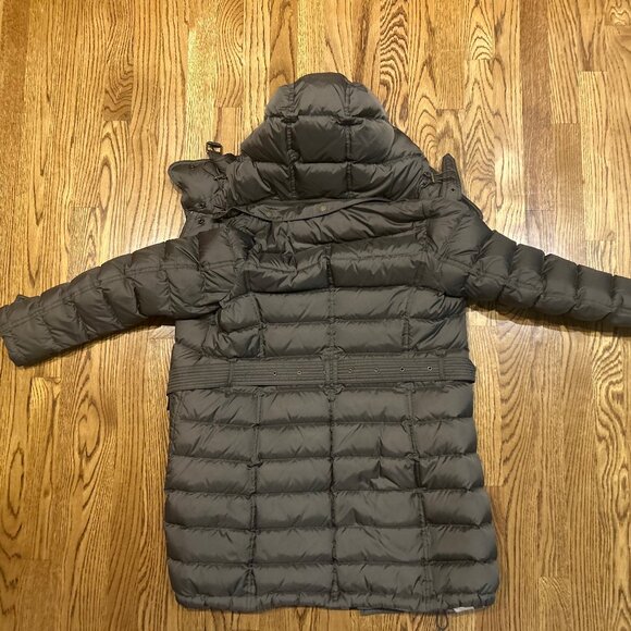 Burberry Brit Women’s Down Puffer Jacket – Size Small (Mink Grey) - Picture 3 of 9